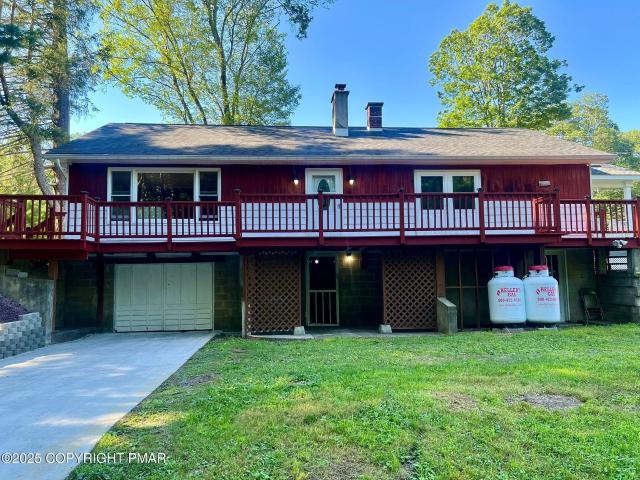 House for sale in Henryville