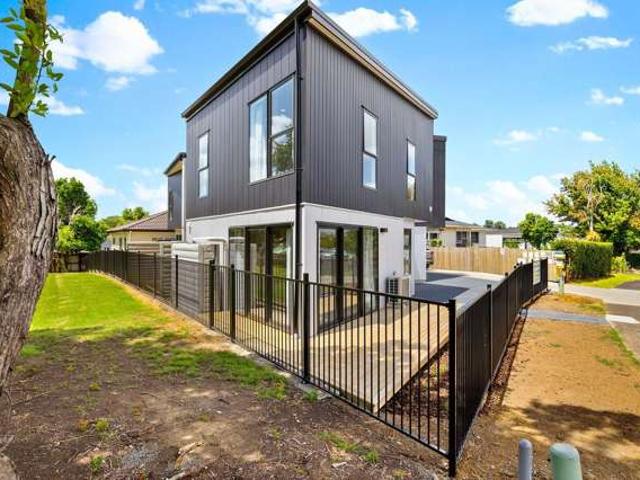 Townhouse for rent in Howick