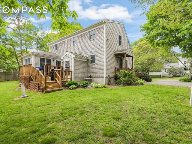 House for sale in Marstons Mills, Marstons Mills