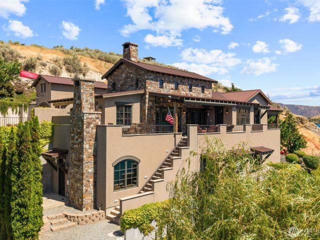 House for sale in Chelan, Washington