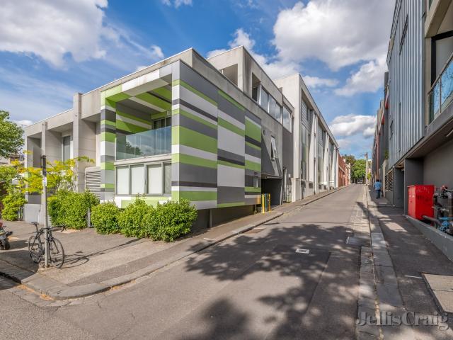 Apartment for rent in North Melbourne
