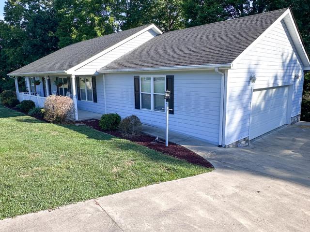 House for sale in Jamestown, Kentucky