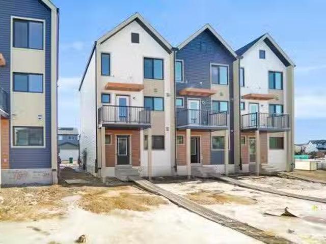 House for sale in Spruce Grove, Alberta