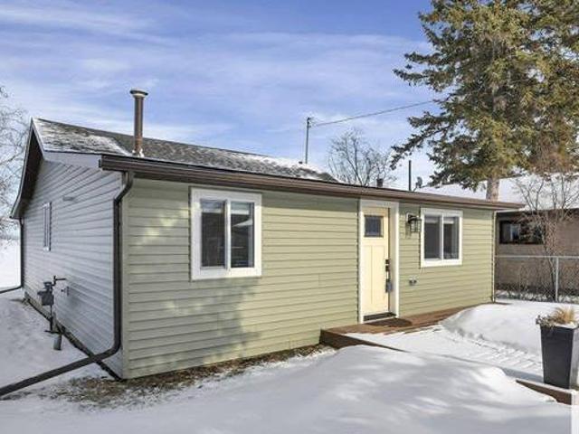 House for sale in Edmonton