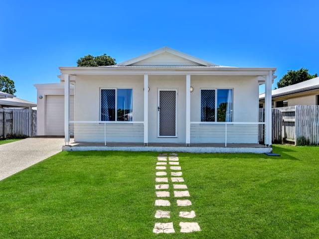 House for rent in Bushland Beach, Queensland