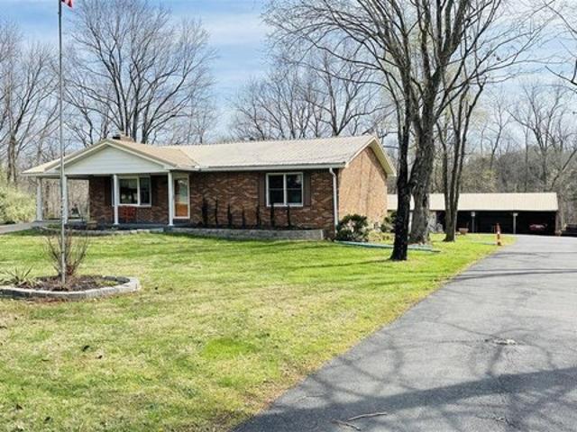House for sale in Hardinsburg, Kentucky