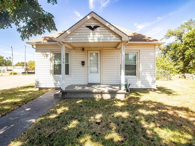 House for sale in Junction City, Geary County