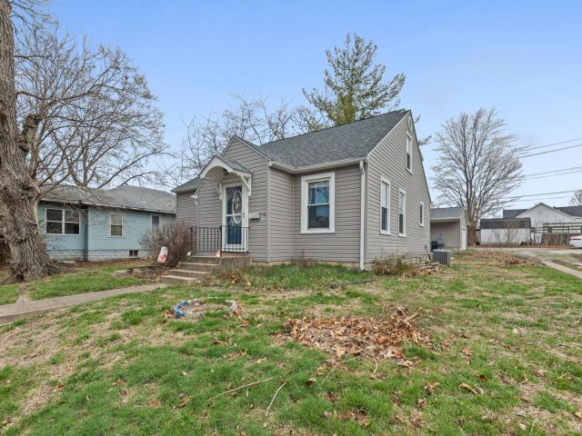 House for sale in Kell, Illinois