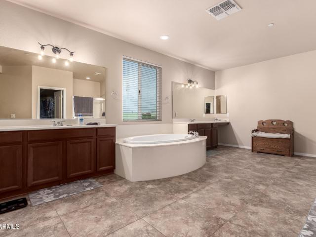 House for sale in Tempe