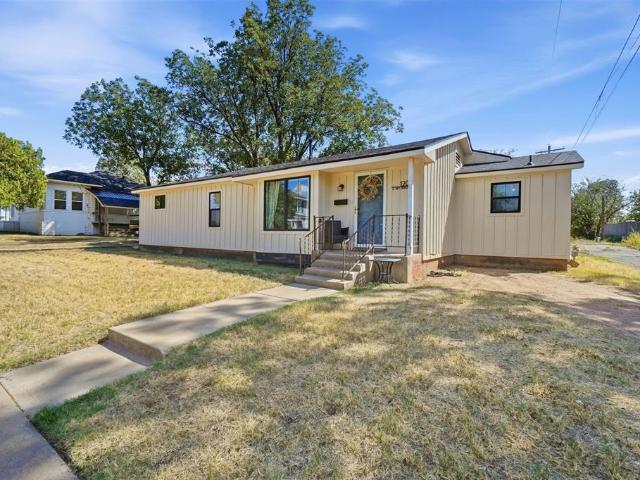 House for sale in Mangum, Greer County