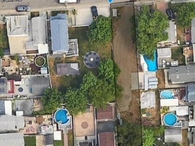 Land for sale in Queens, Arverne