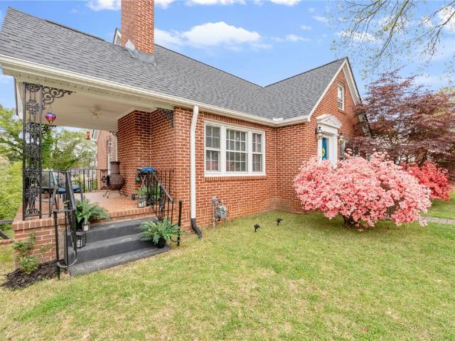 House for sale in Pickens, South Carolina