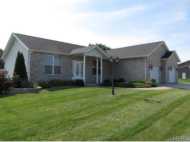 House for sale in Bethalto, Illinois