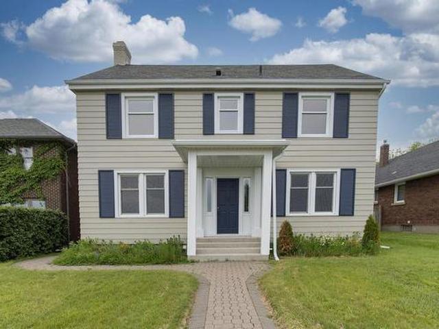 House for sale in Thunder Bay, Ontario