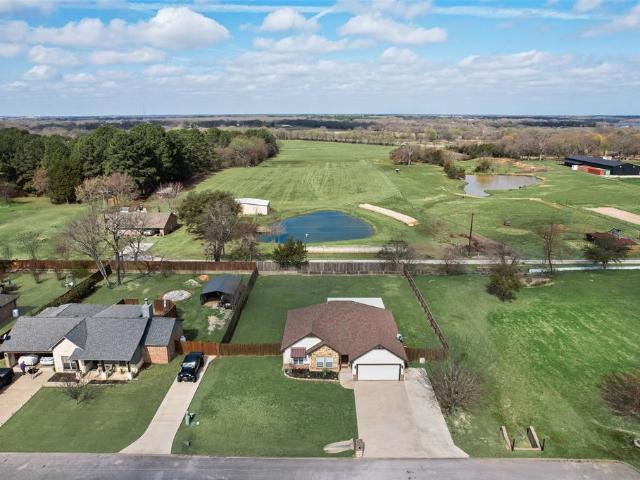 House for sale in Edgewood, Texas