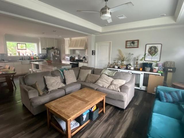House for sale in Sabinal, Texas