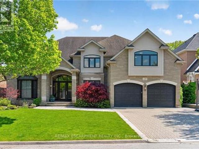 House for sale in Ancaster, Ontario