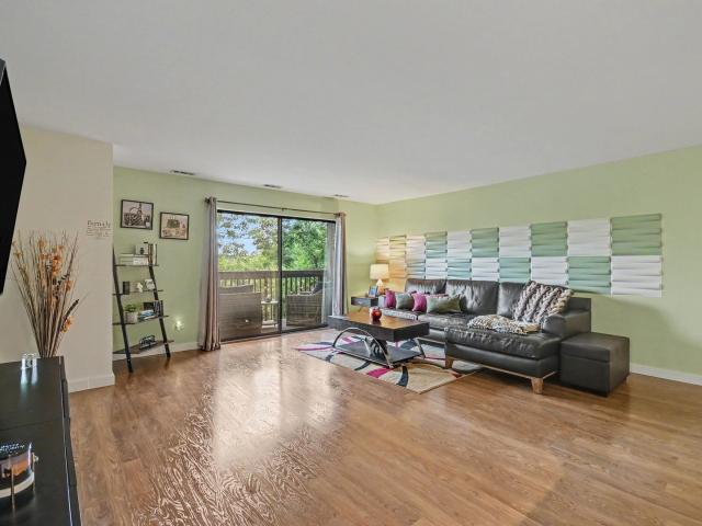 Condo for sale in Bloomingdale, Illinois