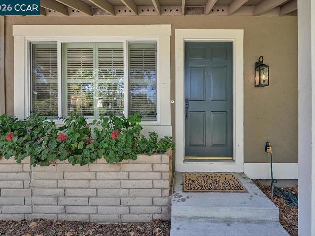 Townhouse for sale in Greenbrook Townhomes, Danville
