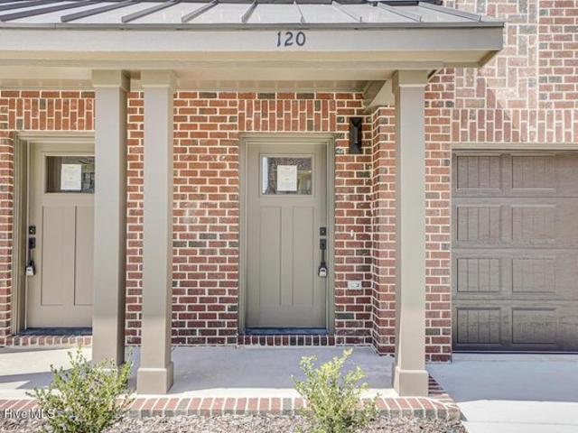 Townhouse for sale in Southern Pines, North Carolina
