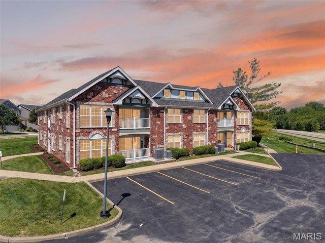 Condo for sale in Cottleville, Missouri