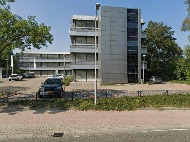 Bedrijfspand te huur in Tiel