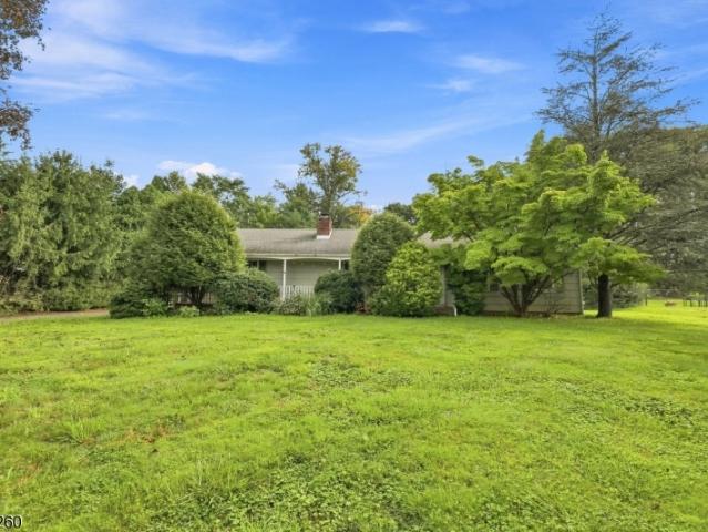 House for sale in Califon, New Jersey