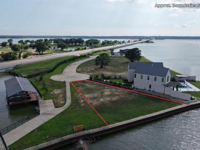 Land for sale in Henderson, Texas