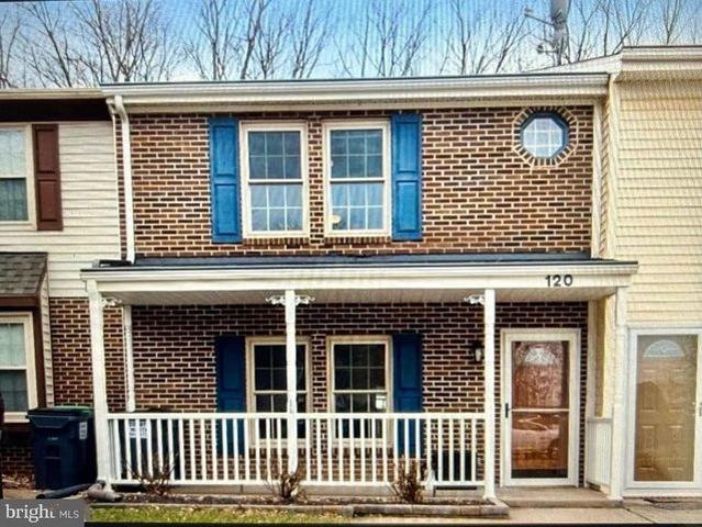 Townhouse for sale in Virginia