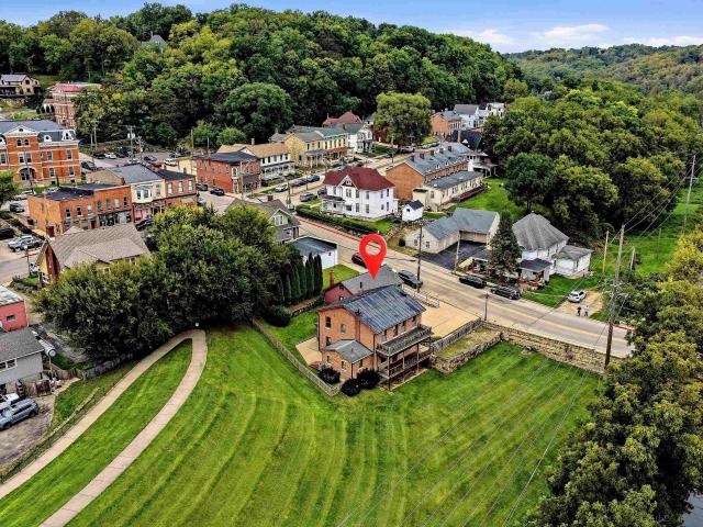 House for sale in Galena, Jo Daviess County