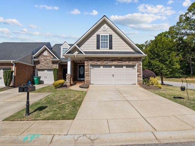 Townhouse for sale in Moore, South Carolina