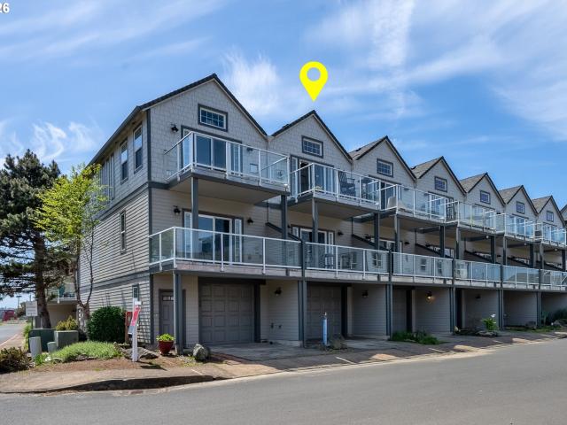 Townhouse for sale in Oregonia