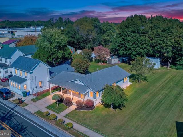 House for sale in Clayton, Kent County