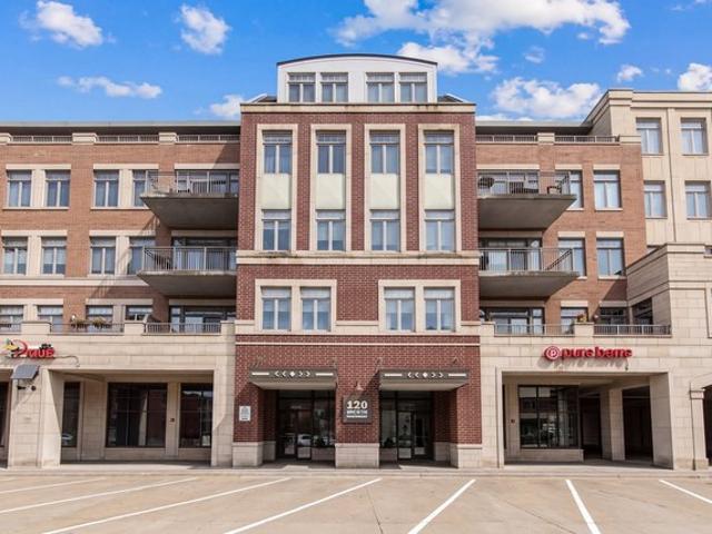 Condo for sale in Park Ridge, Illinois
