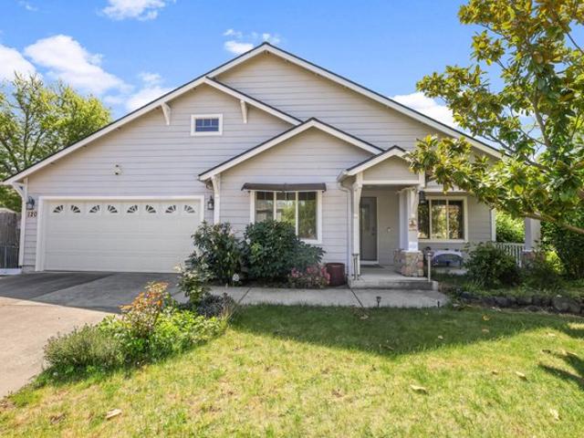 House for sale in Oregonia