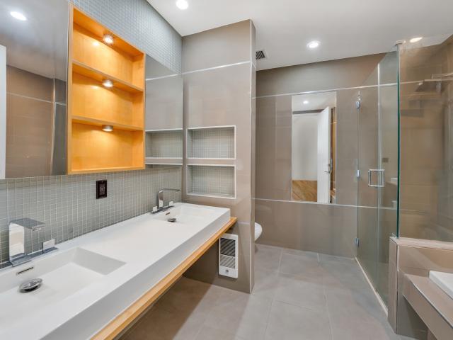 Condo for sale in Arverne, New York