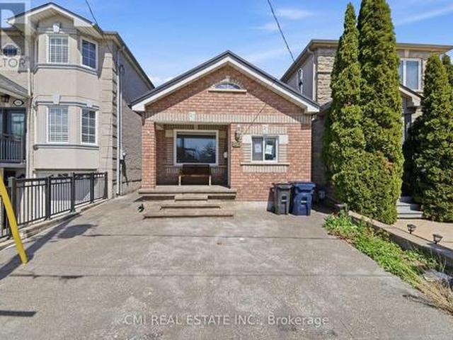 House for sale in Woburn, Ontario