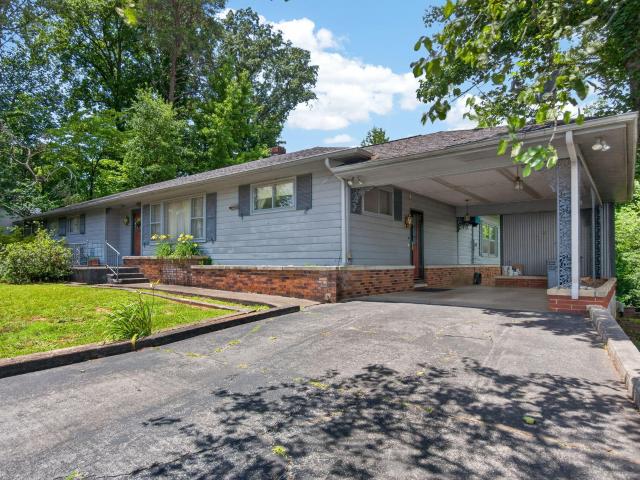 House for sale in Albany, Kentucky