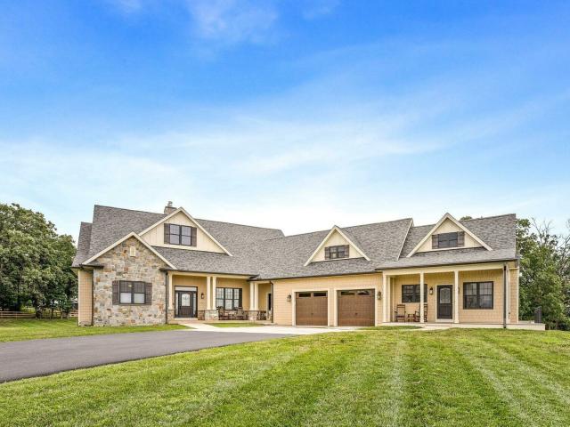 House for sale in Stephens City