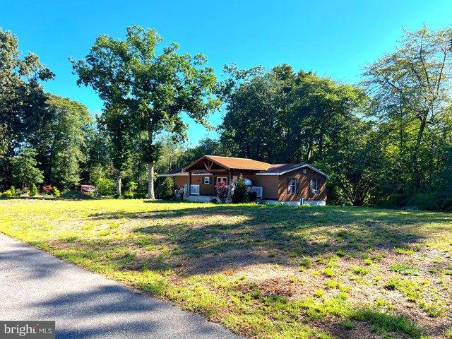 House for sale in Delmont, New Jersey