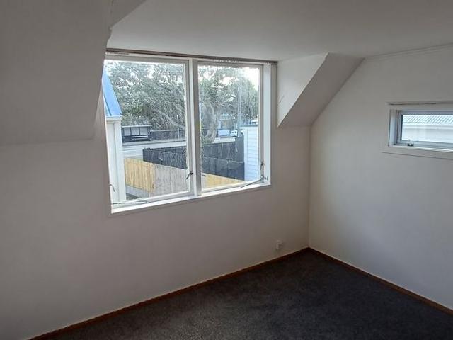 House for rent in Days Bay, Wellington