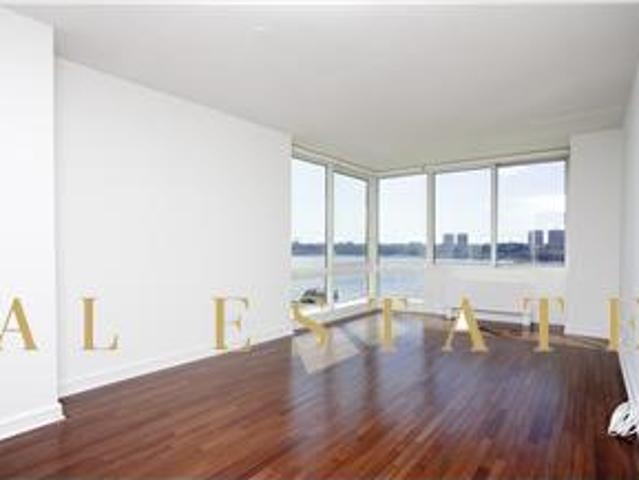 Condo for sale in Arverne, New York