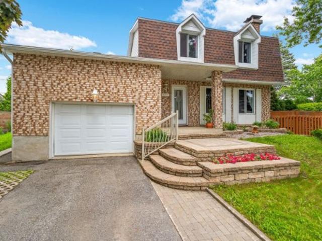 House for sale in Chomedey, Quebec