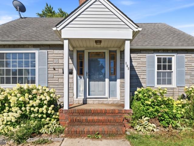 House for sale in Manville, New Jersey