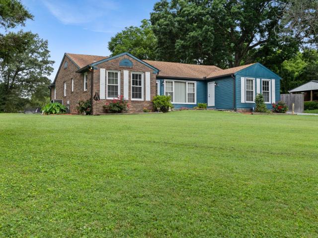 House for sale in White Bluff