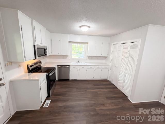 House for sale in College Park, Wingate