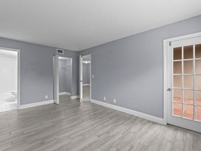 Condo for rent in Royal Palm Beach, Palm Beach County