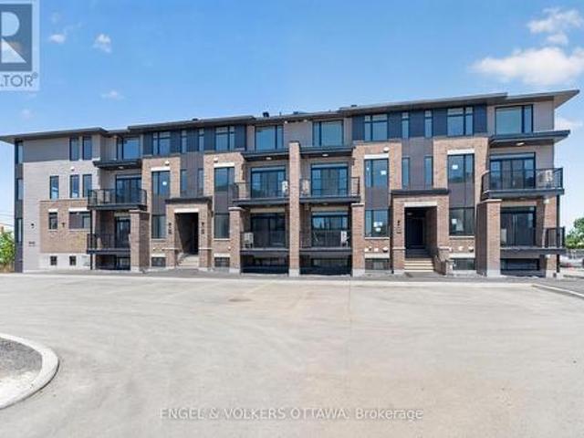 Townhouse for rent in Mulhurst Bay, Ontario