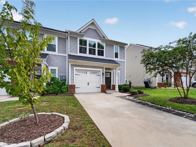 Townhouse for sale in Plantation Heights, Williamsburg
