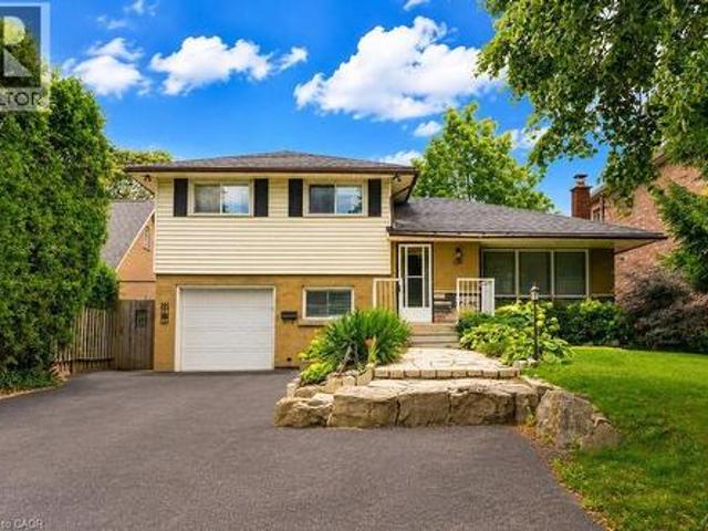 House for sale in Ancaster, Ontario